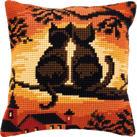 Кошки на ветке Набор для вышивания крестом (подушка) Vervaco PN-0008662 - Вишивка хрестиком і бісером - Овечка Рукодільниця