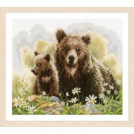 Ведмеді в лісі Набір для вишивання хрестиком LanArte PN-0194788 - Вишивка хрестиком і бісером - Овечка Рукодільниця