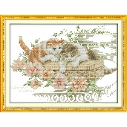 Кішка милується квітами Набір для вишивання хрестиком з друкованою схемою на тканині Joy Sunday D584 - Вышивка крестиком и бисером - Овца Рукодельница