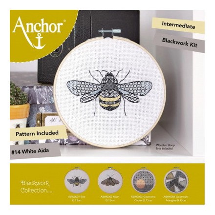 Набір для вишивання хрестиком Блекворк: Бжілка (Blackwork: Bee) ANCHOR ABW0001 - Вышивка крестиком и бисером - Овца Рукодельница