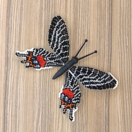 Bhutanitis lidderdalii. Метелик Набір для вишивання хрестиком ArtInspirate BUT-42 - Вишивка хрестиком і бісером - Овечка Рукодільниця
