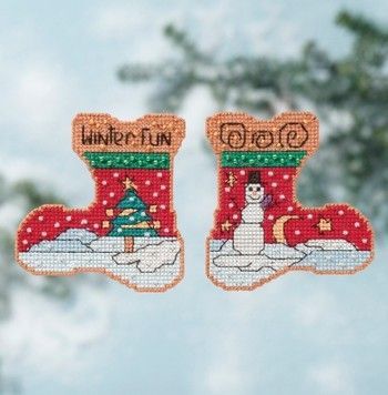 Набір для вишивання Mill Hill ST141611 Winter Fun Stocking - Вишивка хрестиком і бісером - Овечка Рукодільниця
