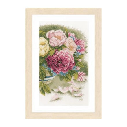 Набор для вышивания Lanarte Peony Roses Пионовидные розы PN-0167126 - Вышивка крестиком и бисером - Овца Рукодельница
