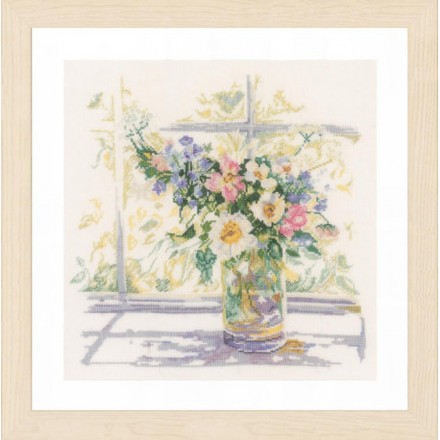 Набор для вышивания Lanarte Bouquet of Flowers Букет цветов PN-0168743 - Вышивка крестиком и бисером - Овца Рукодельница
