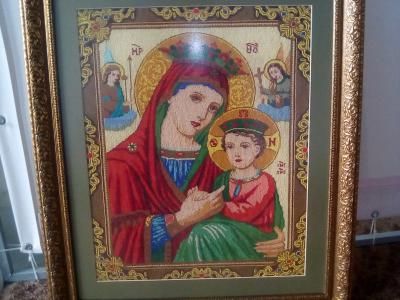 Богородиця із сином на руках - Вишивка хрестиком і бісером - Овечка Рукодільниця