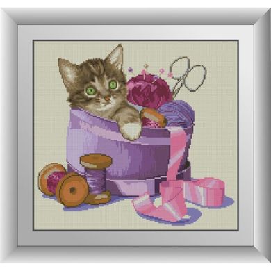Котенок в рукодельной коробочке. Dream Art (30414D) - Вышивка крестиком и бисером - Овца Рукодельница