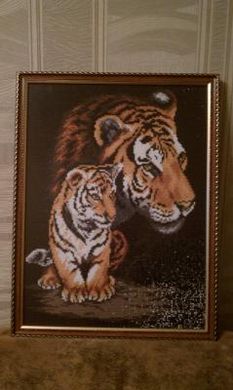 Тигрица с тигренком - Вышивка крестиком и бисером - Овца Рукодельница
