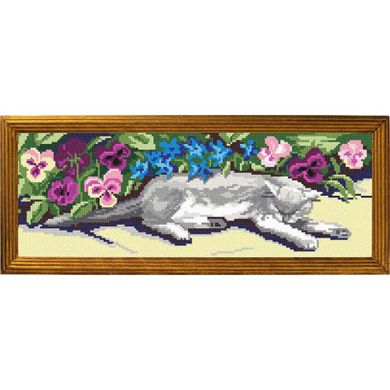 Кіт серед фіалок Канва з нанесеним малюнком Чарівниця S-18 - Вишивка хрестиком і бісером - Овечка Рукодільниця